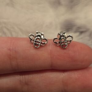 Sterling Silver Honey Bee Stud Earrings Brand New In Box